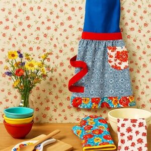 NWT The Pioneer Woman 3-Piece Kitchen Set  "Flea Market" Print